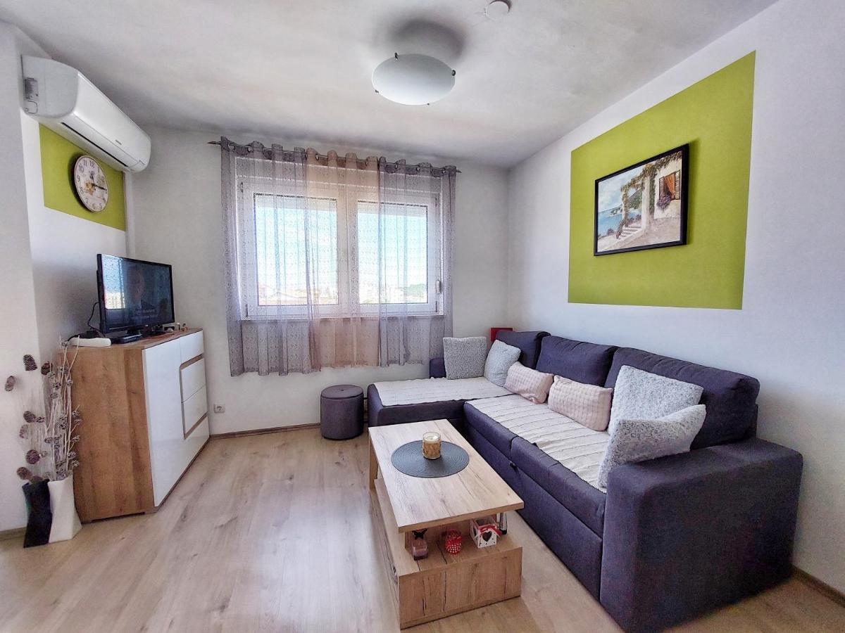 Apartament Dubravka Pula Zewnętrze zdjęcie